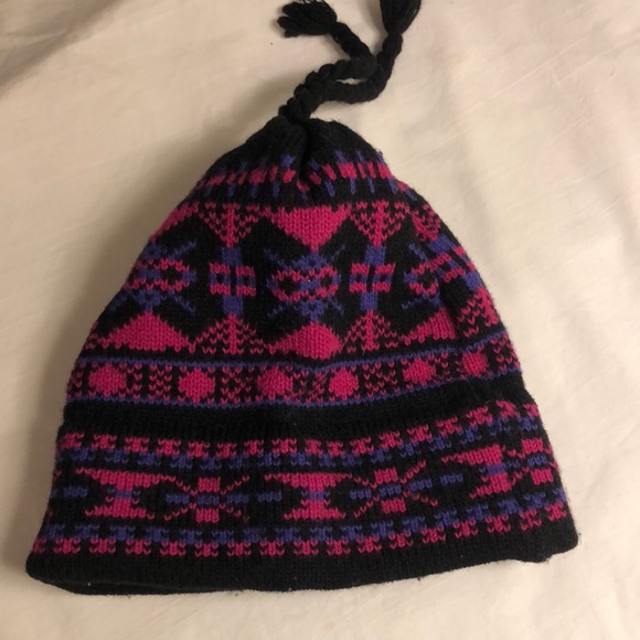 Vintage Wool Knit Ski Cap Hat by The Mews in Center Conway, New Hampshire - Picture 1 of 9
